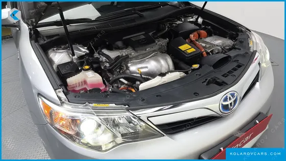 TOYOTA CAMRY HYBRID XLE