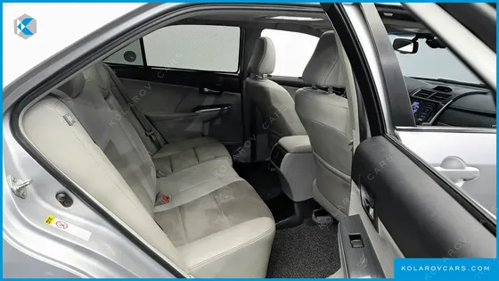 TOYOTA CAMRY HYBRID XLE