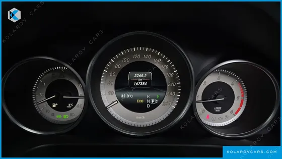 MERCEDES E-CLASS E250 BLUETEC 4MATIC AV