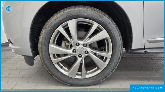 INFINITY JX 3.5 4WD
