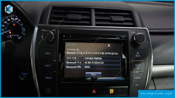 TOYOTA CAMRY HYBRID XLE