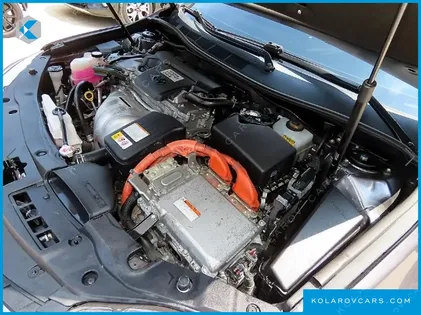 TOYOTA CAMRY HYBRID XLE