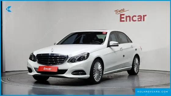 MERCEDES E-CLASS E300 ELEGANCE