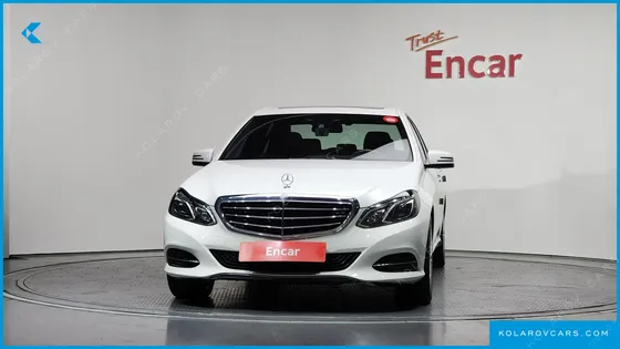 MERCEDES E-CLASS E300 ELEGANCE