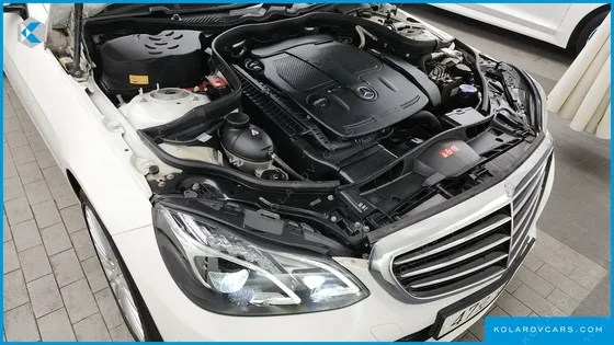 MERCEDES E-CLASS E300 ELEGANCE