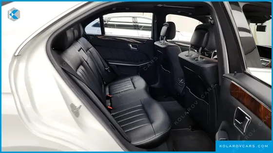 MERCEDES E-CLASS E300 ELEGANCE