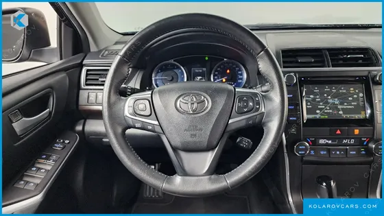TOYOTA CAMRY 2.5 XLE