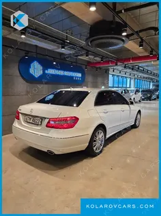 MERCEDES E-CLASS E300 ELEGANCE