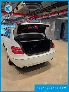 MERCEDES E-CLASS E300 ELEGANCE
