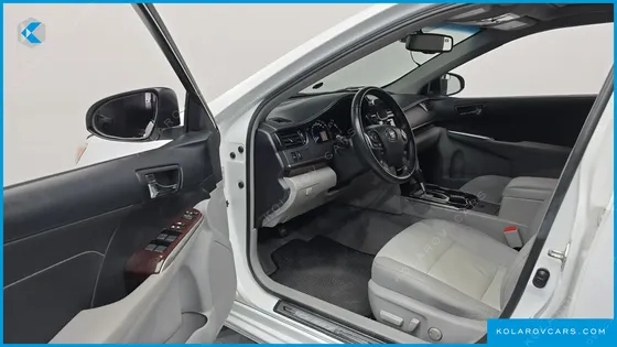 TOYOTA CAMRY 3.5