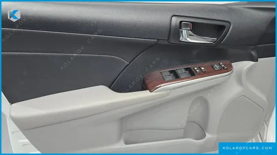 TOYOTA CAMRY 3.5