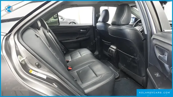 TOYOTA CAMRY HYBRID XLE