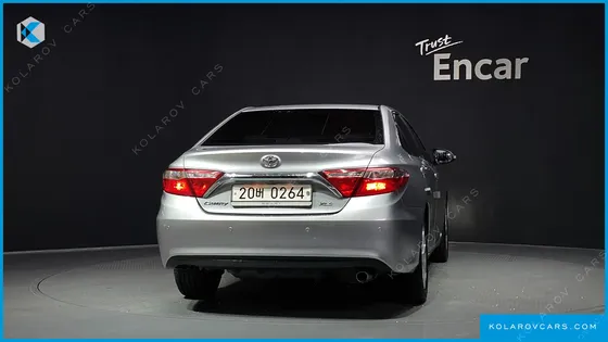 TOYOTA CAMRY 2.5 XLE