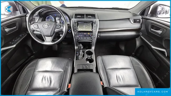 TOYOTA CAMRY 2.5 XLE