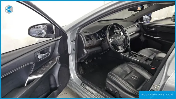 TOYOTA CAMRY 2.5 XLE