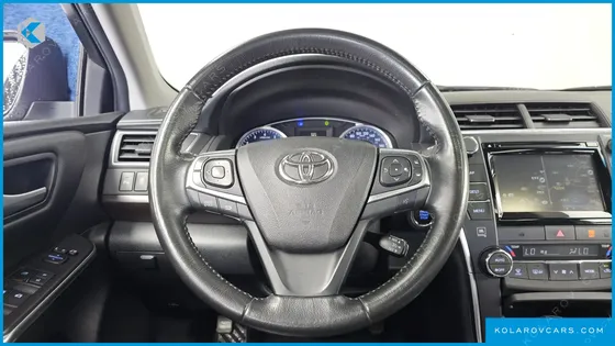 TOYOTA CAMRY 2.5 XLE