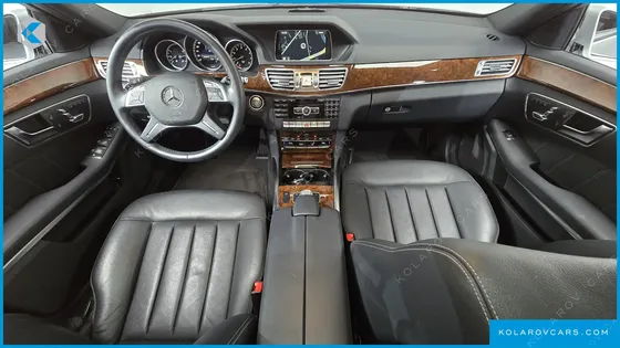 MERCEDES E-CLASS E300 ELEGANCE