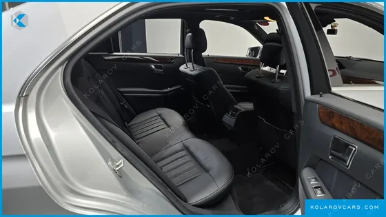 MERCEDES E-CLASS E300 ELEGANCE