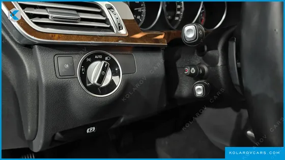 MERCEDES E-CLASS E300 ELEGANCE