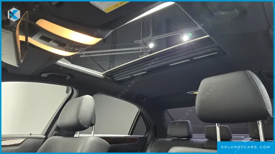 MERCEDES E-CLASS E300 ELEGANCE