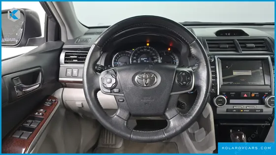 TOYOTA CAMRY 2.5 XLE