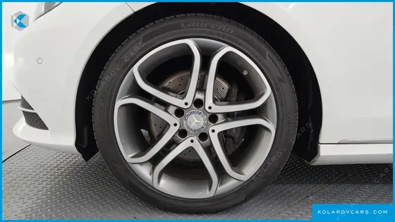 MERCEDES E-CLASS E250 BLUETEC 4MATIC AV