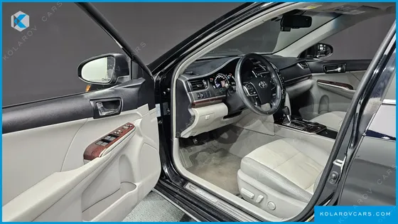 TOYOTA CAMRY 2.5 XLE