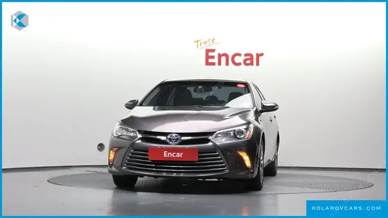 TOYOTA CAMRY HYBRID LE