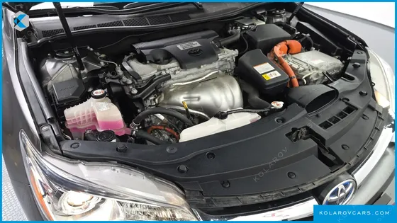 TOYOTA CAMRY HYBRID LE
