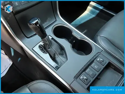 TOYOTA CAMRY HYBRID XLE