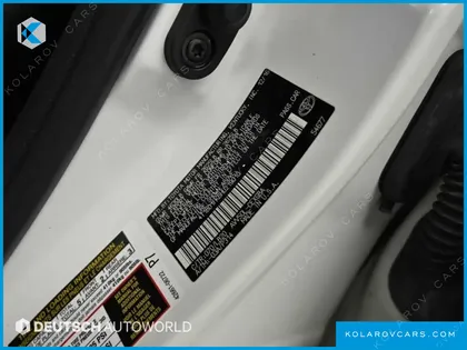 TOYOTA CAMRY HYBRID XLE
