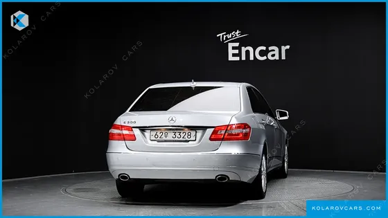 MERCEDES E-CLASS E300 ELEGANCE