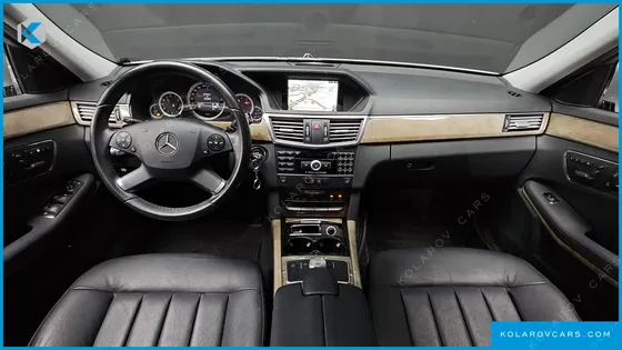 MERCEDES E-CLASS E300 ELEGANCE