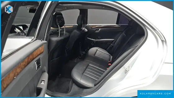 MERCEDES E-CLASS E300 ELEGANCE