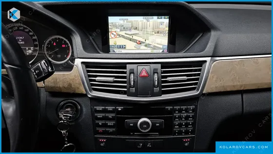 MERCEDES E-CLASS E300 ELEGANCE