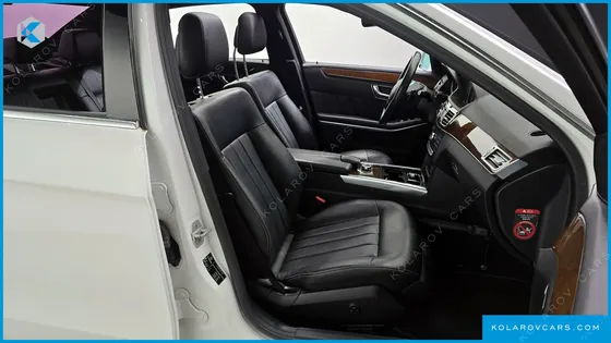 MERCEDES E-CLASS E300 ELEGANCE