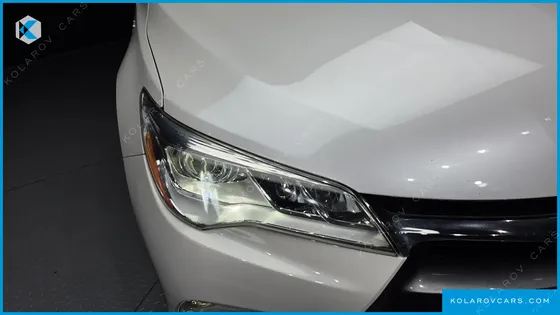 TOYOTA CAMRY HYBRID XLE