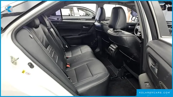 TOYOTA CAMRY HYBRID XLE