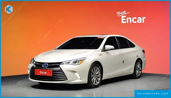 TOYOTA CAMRY HYBRID XLE