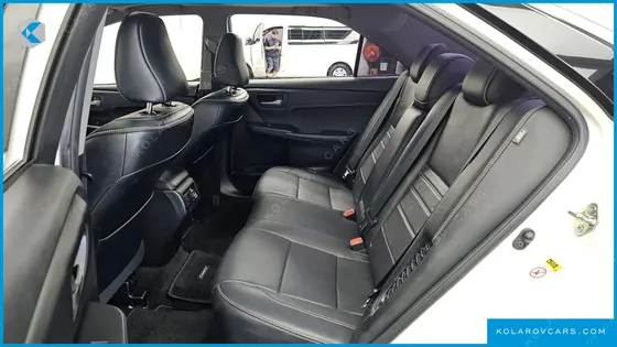 TOYOTA CAMRY HYBRID XLE