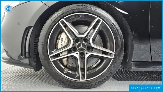 MERCEDES A-CLASS AMG A35 4MATIC SEDAN