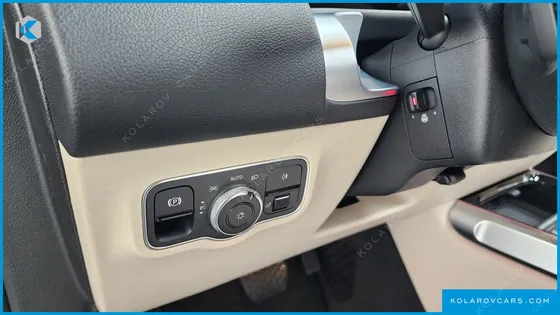 MERCEDES GLB-CLASS GLB220