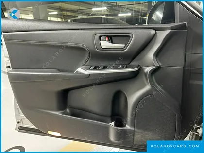 TOYOTA CAMRY 2.5 XLE