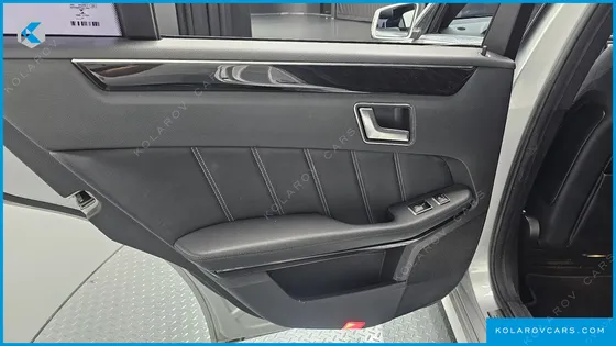 MERCEDES E-CLASS E300 AVANGARD