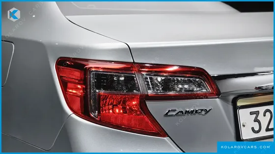 TOYOTA CAMRY HYBRID XLE
