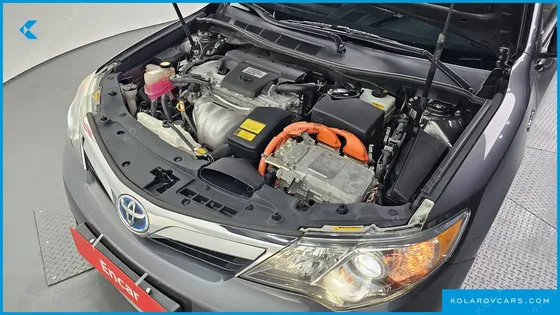 TOYOTA CAMRY HYBRID XLE