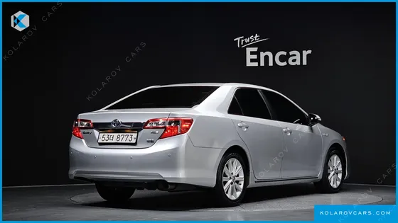 TOYOTA CAMRY HYBRID XLE