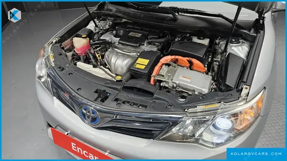 TOYOTA CAMRY HYBRID XLE