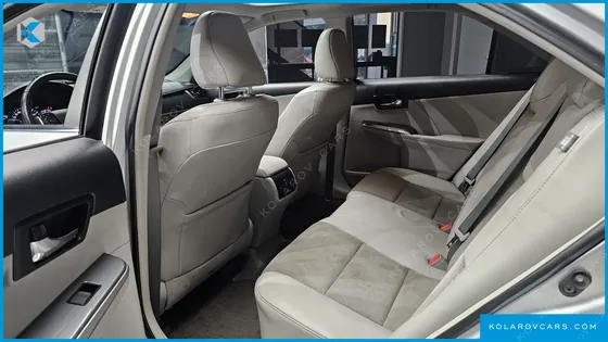 TOYOTA CAMRY HYBRID XLE