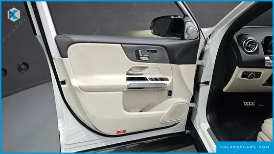 MERCEDES GLB-CLASS GLB220